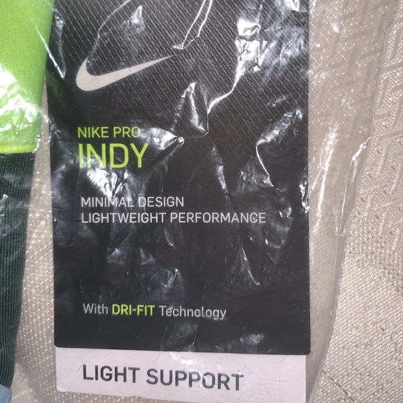 Nike Pro Indy Sports Bra - Picture 2 of 6
